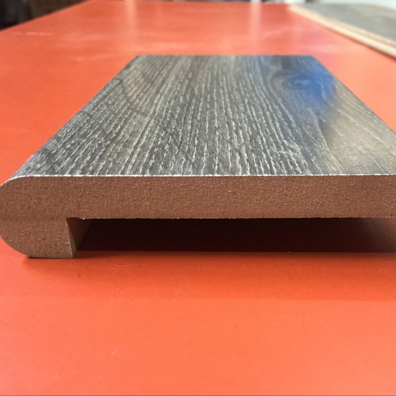 Innfelt laminat neselist for trapper Innfelt laminat neselist for trapper